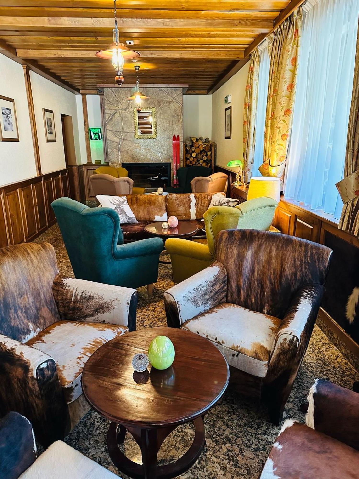 Horsky Hotel Encian Donovaly Buitenkant foto
